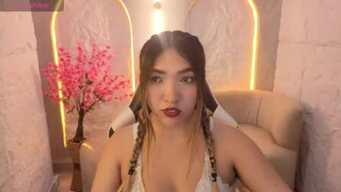 Snapshot of xanthe_tx chatting on May 2026 02:29:01 AM Live 1500am 2100pm COLOMBIAN HOUR online show from May 2026 02:29:01 AM
