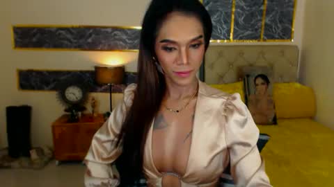 Snapshot of xasianm0nstr0uscumx chatting on December 2024 06:35:01 PM THALIA MOUNT online show from December 2024 06:35:01 PM
