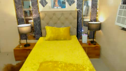 Snapshot of xasianm0nstr0uscumx chatting on February 2025 12:35:01 AM THALIA MOUNT online show from February 2025 12:35:01 AM