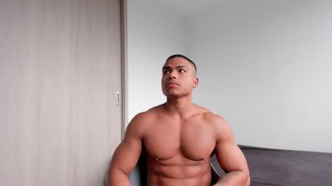 Xavier online show from February 2025 07:41:02 PM