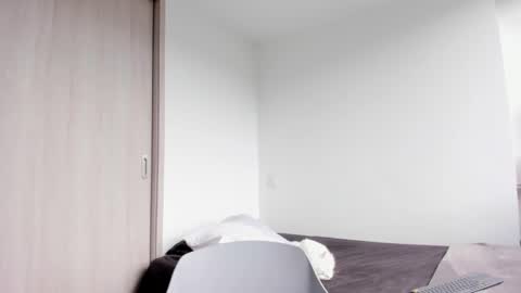 Xavier online show from February 2025 08:53:02 PM