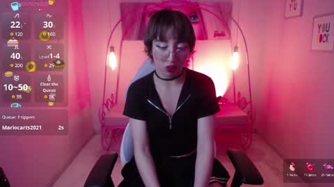Xayah online show from February 2025 04:08:01 PM