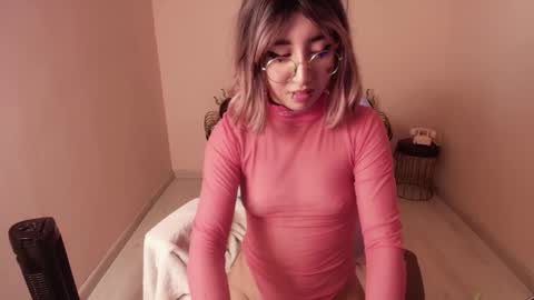 Xayah online show from March 2025 04:39:02 PM