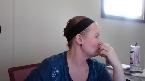 xbeautifulxliex online show from March 2026 05:20:01 PM