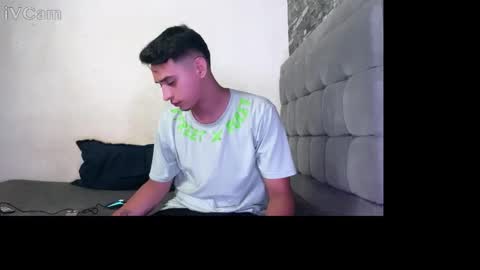 xboyxfe online show from September 2025 01:11:01 AM