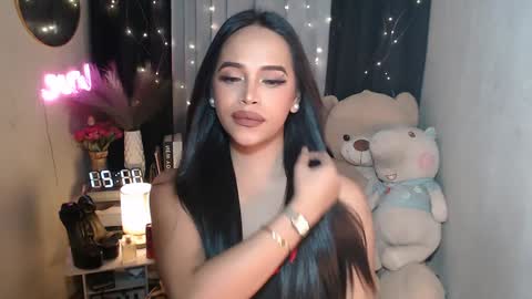 Snapshot of xclassylorainne chatting on December 2024 03:19:01 PM lorainne online show from December 2024 03:19:01 PM