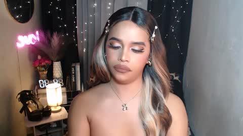 Snapshot of xclassylorainne chatting on December 2024 04:30:01 PM lorainne online show from December 2024 04:30:01 PM