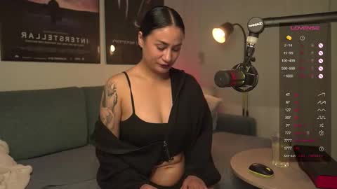 Snapshot of xcummingxsoonx chatting on September 2025 05:49:01 PM MIRA online show from September 2025 05:49:01 PM