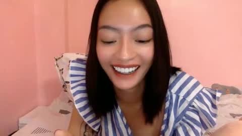 Snapshot of xcxccy19 chatting on January 2025 05:39:02 PM Sachi Cy online show from January 2025 05:39:02 PM