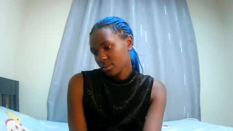 xeenah online show from November 2025 01:19:01 AM