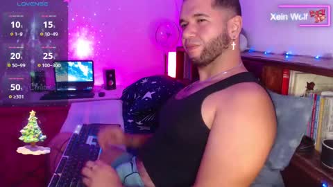 Xein Independent Model online show from December 2024 02:38:01 AM