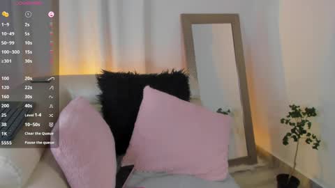 xena_bush online show from April 2026 09:01:01 AM