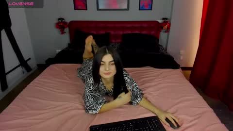 Emma online show from February 2025 01:36:01 PM