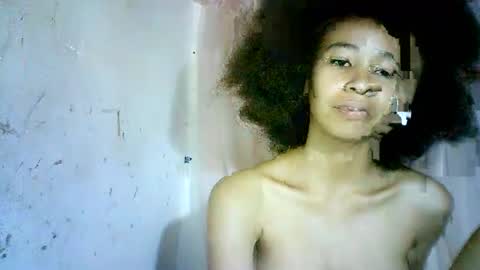 xenna610827 online show from February 2025 06:00:01 PM