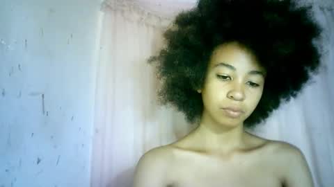 xenna610827 online show from March 2025 03:18:02 PM