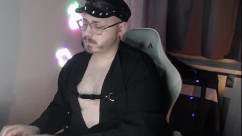 Snapshot of xfabian_love chatting on October 2025 06:59:01 PM F A B I A N online show from October 2025 06:59:01 PM