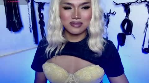 Snapshot of xfreyalibitina69x chatting on May 2026 12:10:01 PM xfreyalibitina69x online show from May 2026 12:10:01 PM