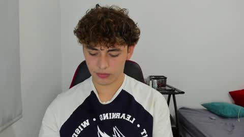 Snapshot of xhans17 chatting on December 2024 04:36:02 AM xhan online show from December 2024 04:36:02 AM