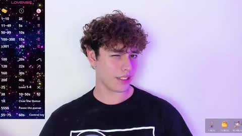 Snapshot of xhans17 chatting on January 2025 09:37:02 AM xhan online show from January 2025 09:37:02 AM