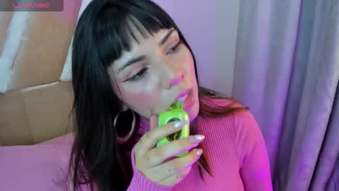 hinata  online show from November 2025 07:38:02 PM