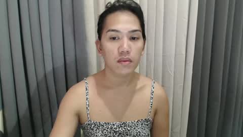 GWEN THOMPSON .......   online show from December 2024 08:56:01 AM