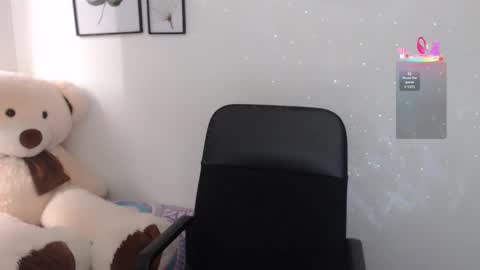 Xia online show from October 2025 08:18:01 PM