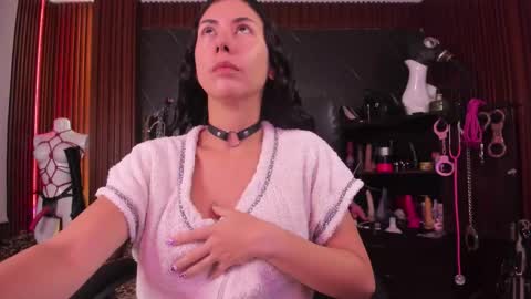 XiaQueen   I M online show from February 2026 11:40:01 AM