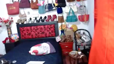 xiaraa26 online show from January 2025 12:16:01 PM