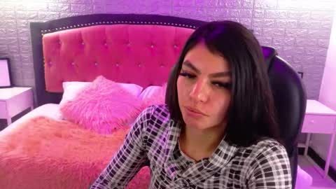 xiomy online show from September 2025 07:50:02 PM