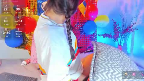 tifanny  online show from June 2026 07:23:02 PM