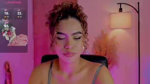 camila online show from December 2024 10:13:02 PM