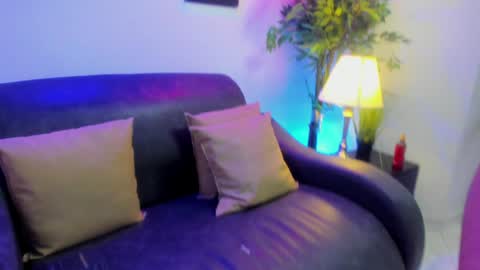 Snapshot of ximenasalazar chatting on February 2025 10:50:02 AM ximenasalazar online show from February 2025 10:50:02 AM