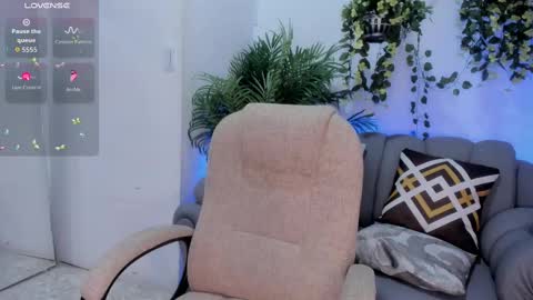 Snapshot of ximenasalazar chatting on September 2025 11:10:01 AM ximenasalazar online show from September 2025 11:10:01 AM