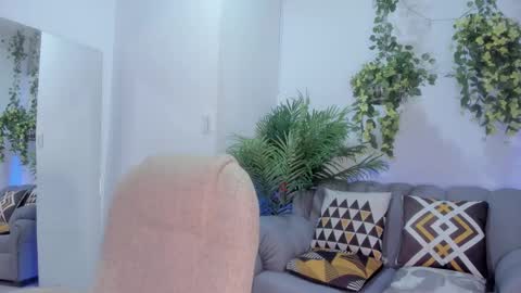Snapshot of ximenasalazar chatting on September 2025 11:12:02 AM ximenasalazar online show from September 2025 11:12:02 AM