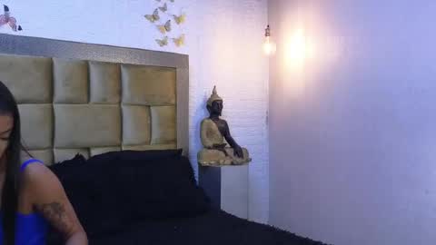 ximena online show from November 2025 08:21:02 PM