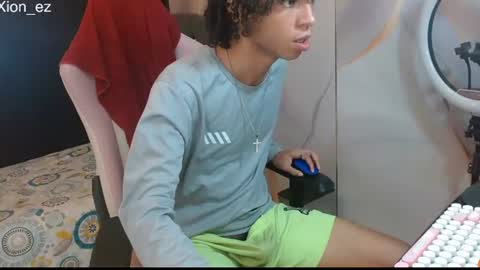 Snapshot of xion_ez chatting on July 2026 09:28:02 PM xion_ez online show from July 2026 09:28:02 PM