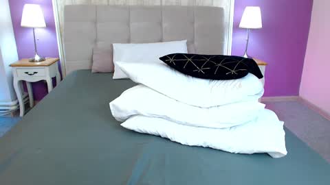 Kim online show from March 2025 10:37:01 AM