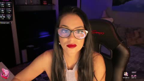 Snapshot of xlaracroftx chatting on December 2024 09:50:01 PM Lara online show from December 2024 09:50:01 PM