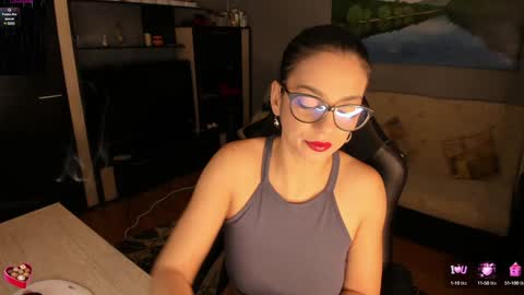 Snapshot of xlaracroftx chatting on December 2024 10:13:02 PM Lara online show from December 2024 10:13:02 PM