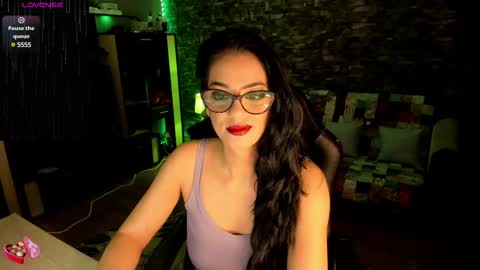 Snapshot of xlaracroftx chatting on February 2025 07:47:02 PM Lara online show from February 2025 07:47:02 PM