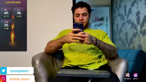 Snapshot of xlittle_xbearx chatting on February 2025 03:13:02 AM Kev online show from February 2025 03:13:02 AM