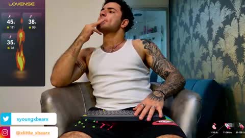 Snapshot of xlittle_xbearx chatting on February 2025 10:50:01 PM Kev online show from February 2025 10:50:01 PM