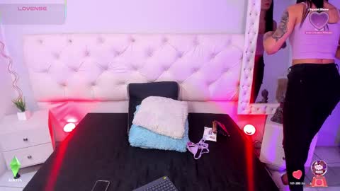 Ximena online show from October 2025 03:45:01 AM