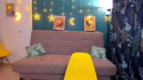 Snapshot of xloe_queen chatting on December 2024 11:55:01 AM Chloe online show from December 2024 11:55:01 AM