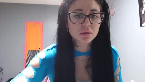 London online show from May 2026 07:04:02 AM