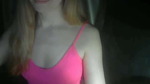 xlorax77703 online show from April 2026 01:39:01 AM