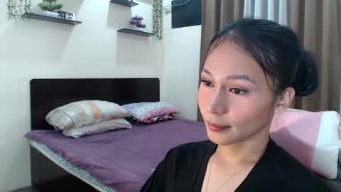 Snapshot of xlovely_destinyx chatting on May 2026 07:11:01 PM Alice online show from May 2026 07:11:01 PM