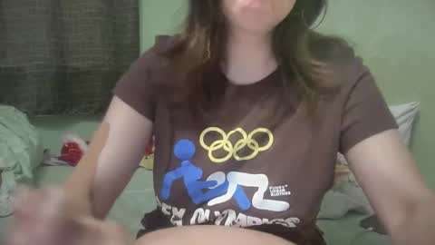 Luna online show from December 2025 05:15:02 AM