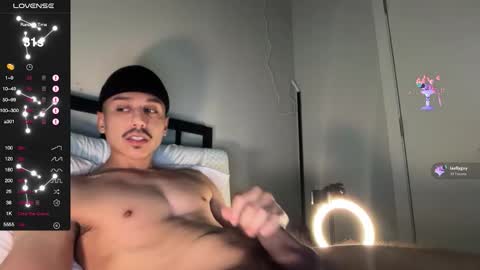 Snapshot of xmomentumx chatting on October 2025 04:06:02 PM xmomentumx online show from October 2025 04:06:02 PM