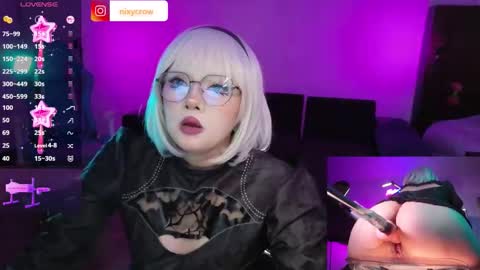 Nixy Crow online show from October 2025 11:57:01 PM